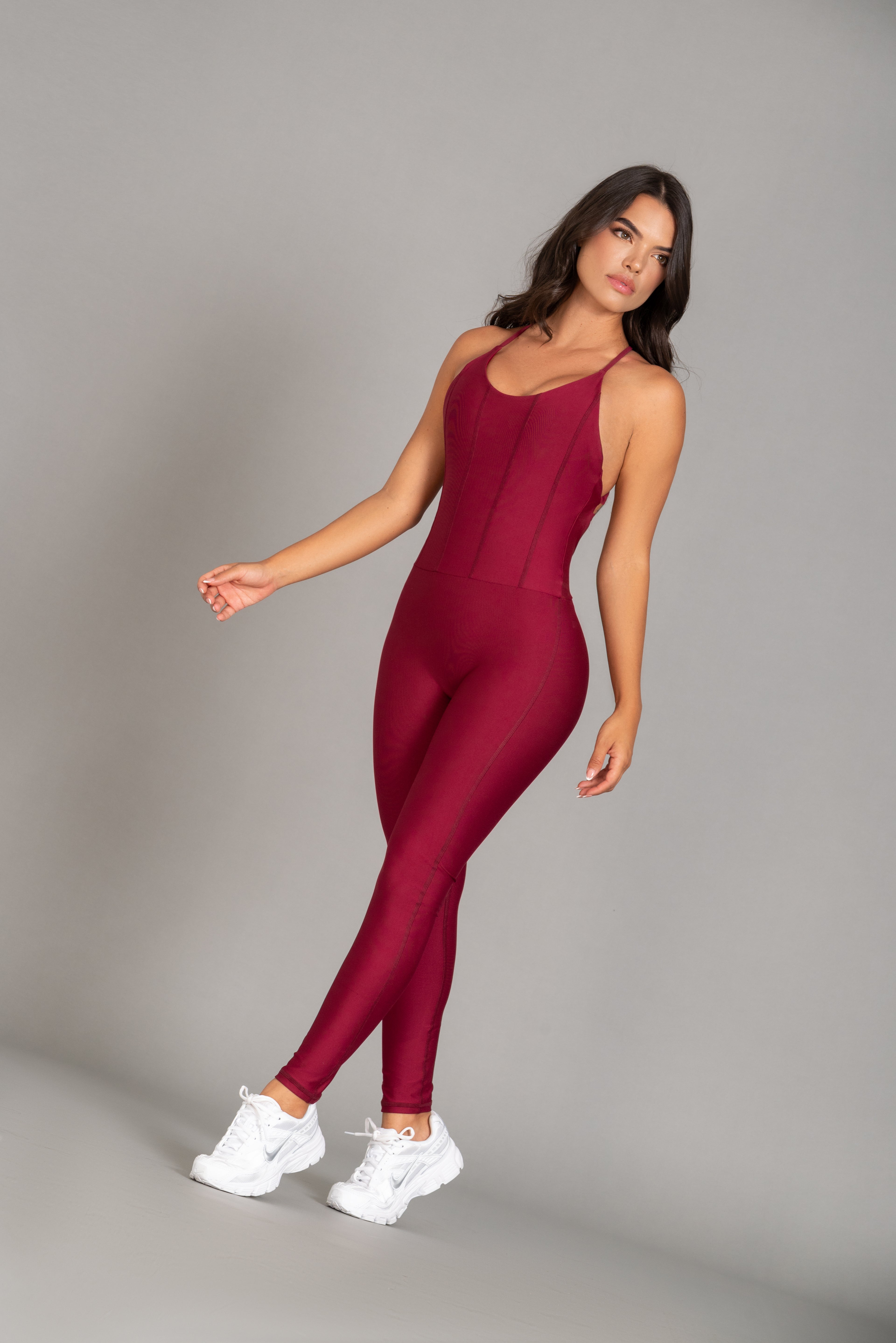 ENTERIZO LARGO CORTES FRONTAL